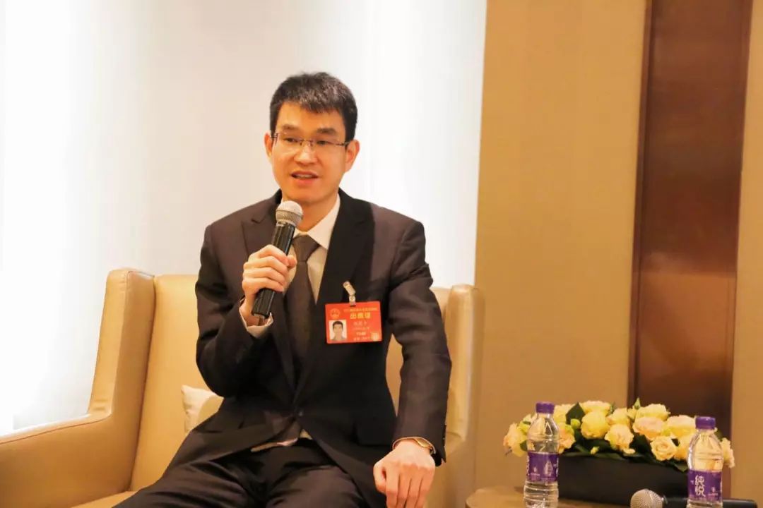 《经济》记者跑两会丨陈康平:光伏扶贫还需加大力度