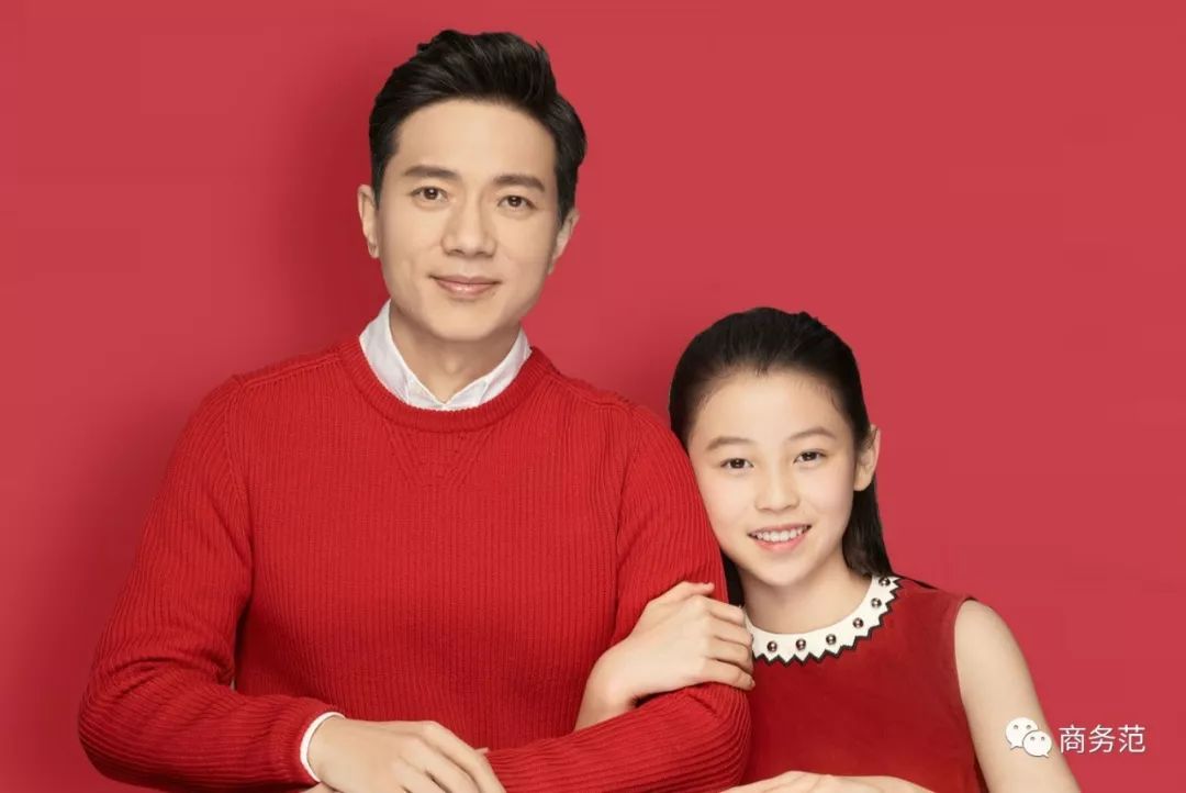 李彦宏带女儿拍拜年大片,过年朋友圈晒娃的正确打开方式