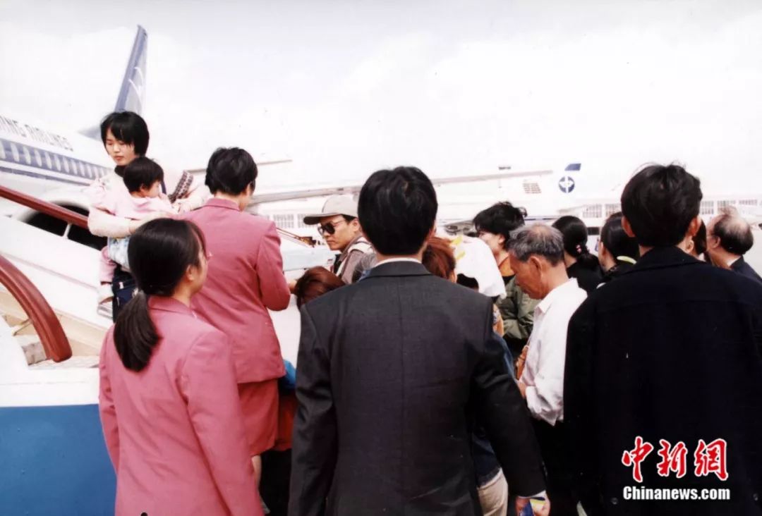 回家!这组春运老照片,看完泪流满面