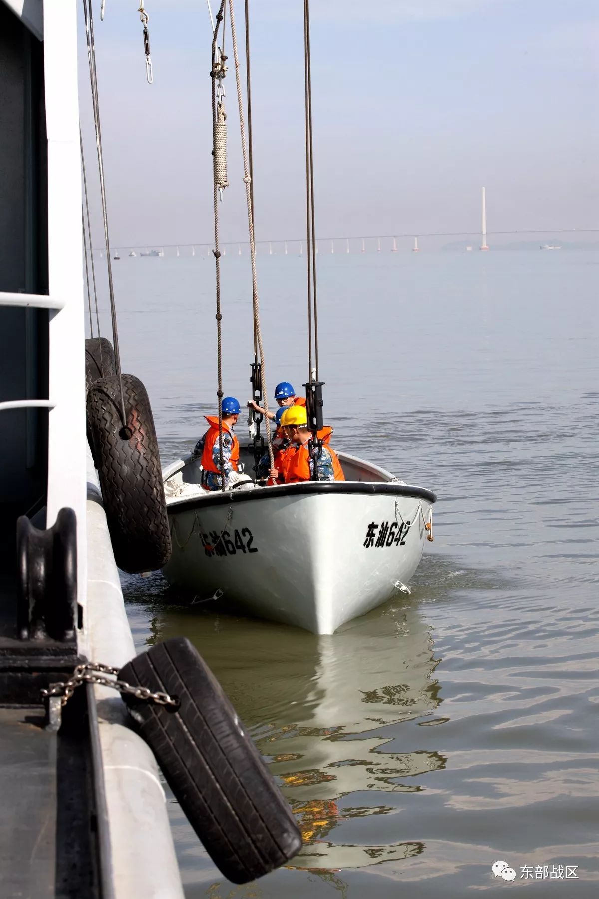 吊放小艇训练系离水鼓训练靠帮训练撇缆训练小艇出击营救落水人员伤员
