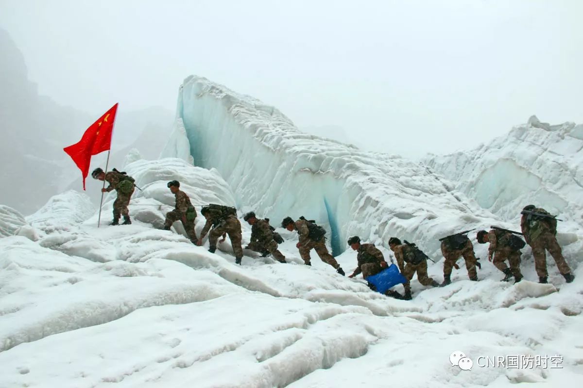 边关哨所里,那群可敬的"冰花男孩"|官兵|边防团|黑瞎子岛_新浪新闻