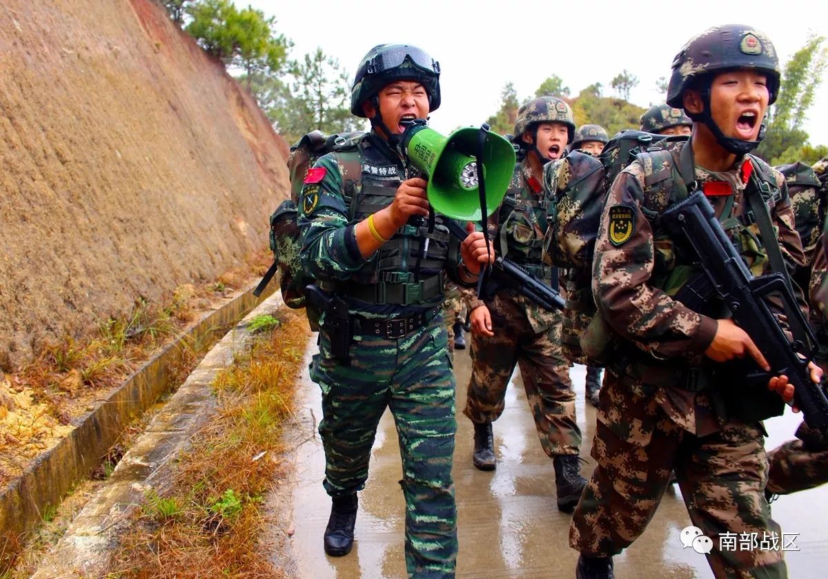 你那儿雪花纷飞,我这里热火朝天|官兵|特战队员|武警_新浪军事_新浪网