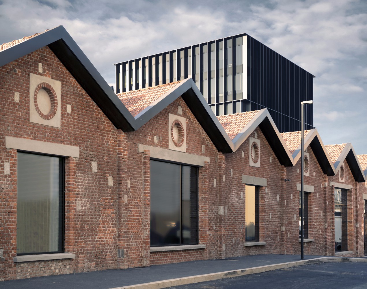 百年遗存工业风与现代时尚元素的碰撞:gucci新总部大楼|建筑|大楼