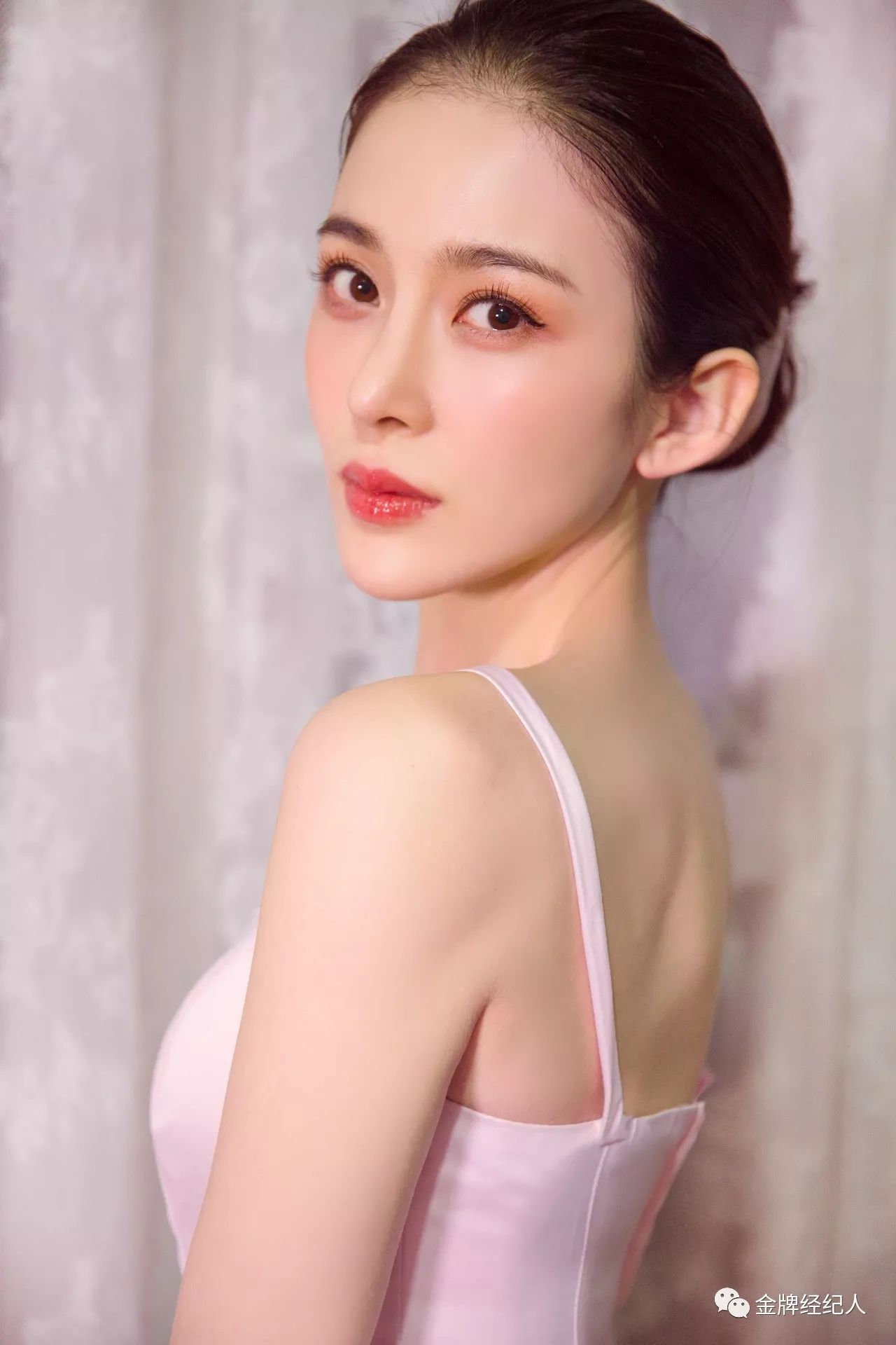 赵韩樱子拒绝套路无惧挑战的追光者