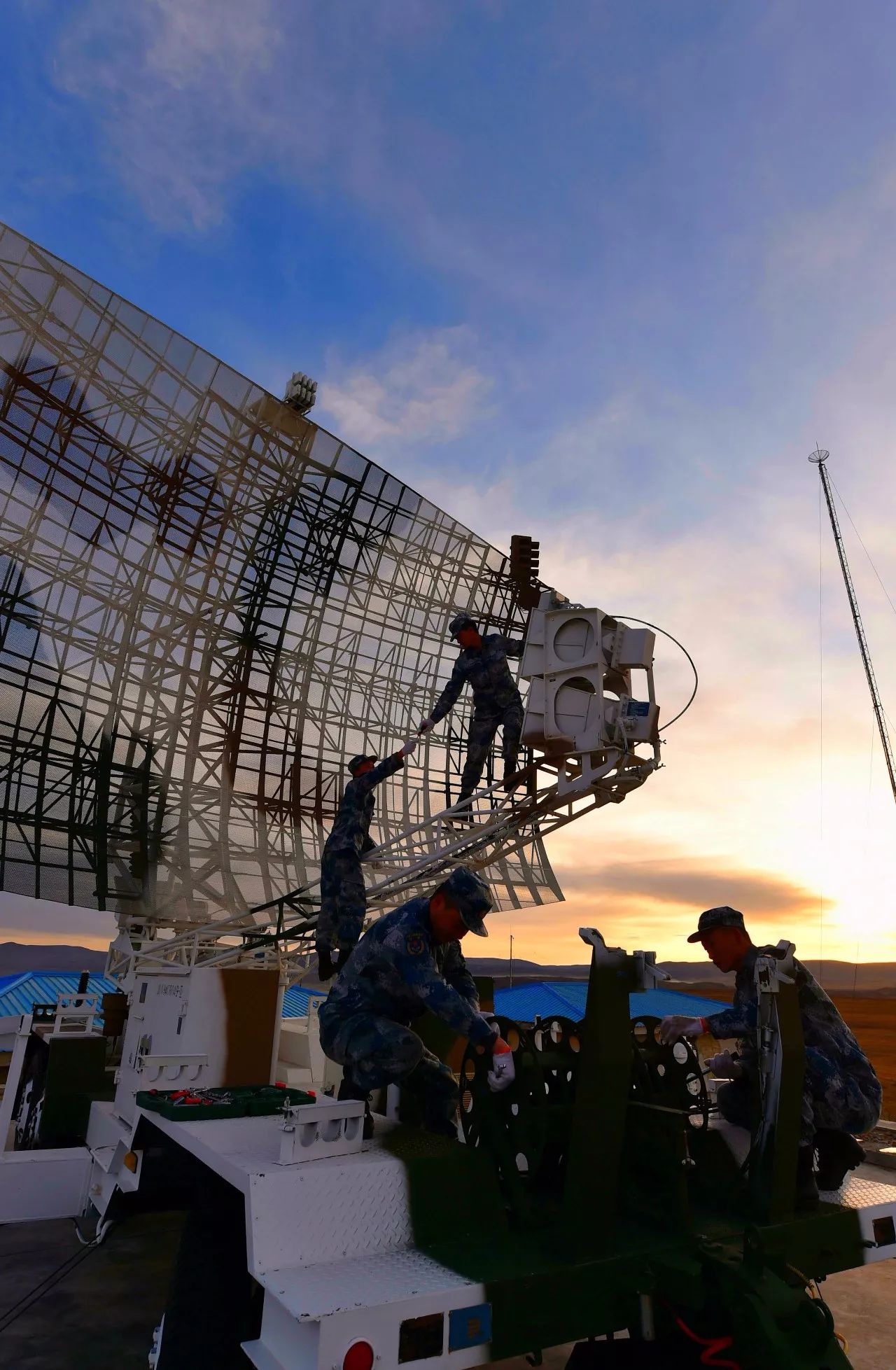 守护雪域长空你是我的眼致敬雷达兵
