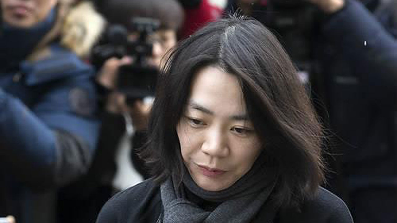 前大韩航空公司副社长赵显娥