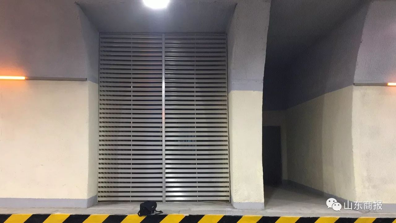 隧道通风口处设有逃生通道玉函路隧道在施工时采用"九通道八区间"同步