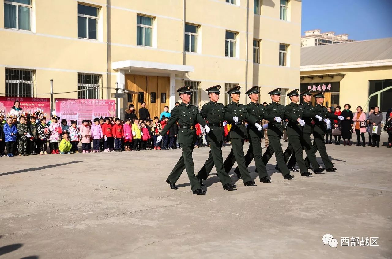 您有一封"萌娃进军营"邀请函,请注意查收