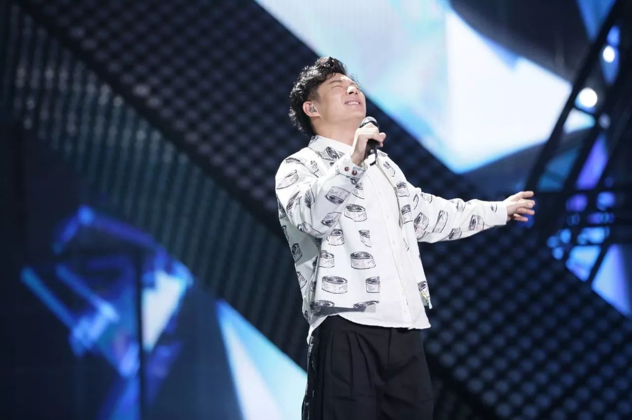 修炼唱功低调出关,"转音小王子"的华丽转身!|叶秉桓|华丽|唱功_新浪新