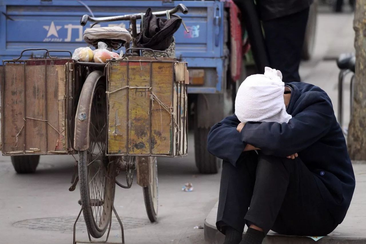 冰花男孩背后的心酸你说你很累可谁又过得顺风顺水