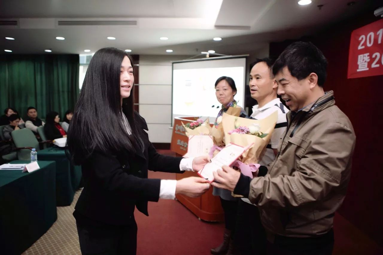 冯景谦逊而踏实地行走于 属于自己的媒体路上"我在晶报取得的所有