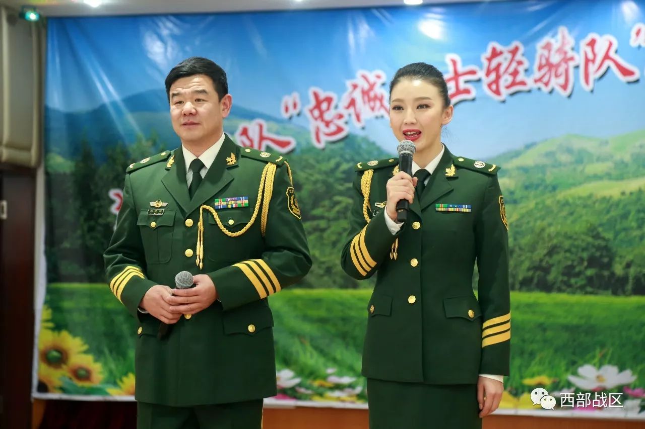 文艺轻骑兵武警部队忠诚卫士文化轻骑队深入武警石嘴山支队慰问演出