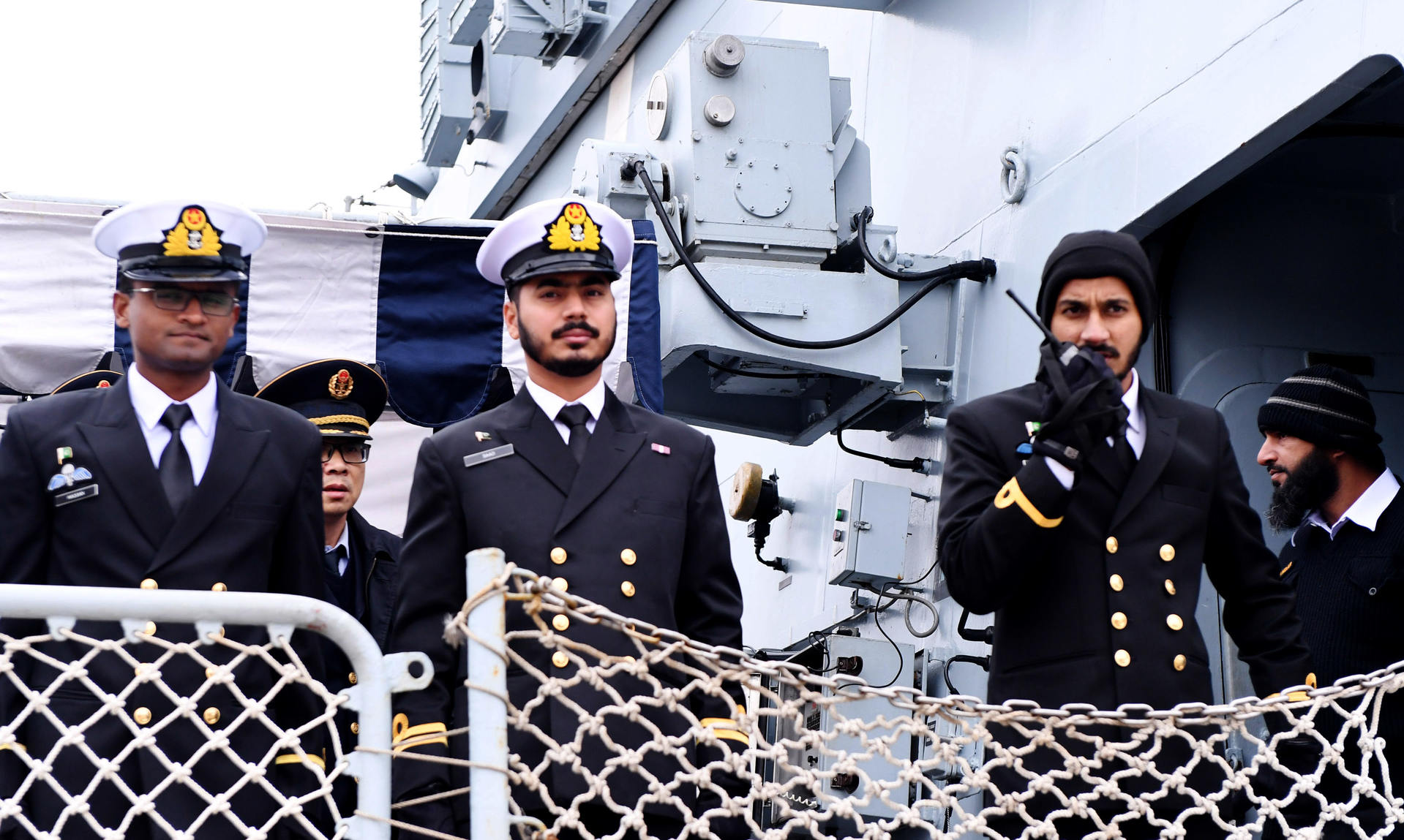 巴基斯坦海军护卫舰访问上海,将举行联合演习|海军|巴基斯坦|官兵_新
