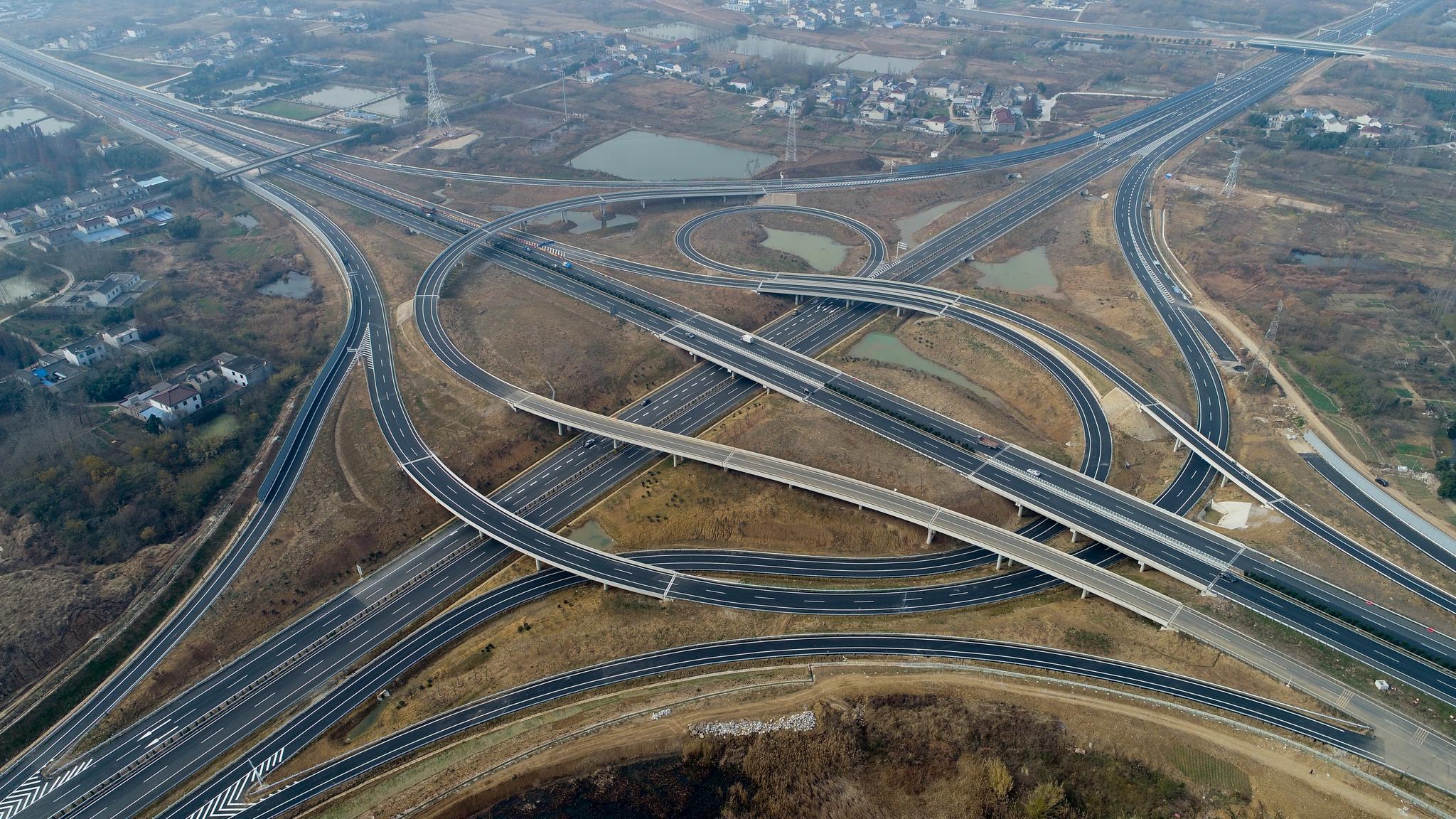 宿扬高速扬州段今日顺利交工,"烟花三月下扬州"更快捷