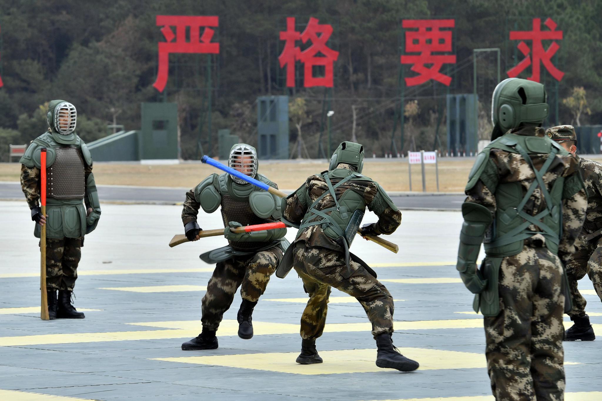 武警部队首期新军事训练大纲集训结束