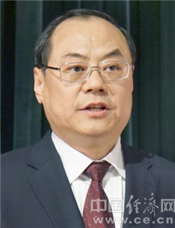 赵乐韬简历抚顺市第十六届人民代表大会常务委员会秘书长:张君伟抚顺