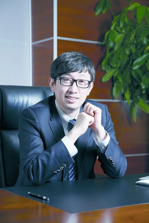 信达澳银基金于建伟:求索不倦 公募20载芳华正盛大