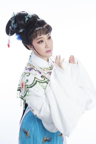 梁祝传说历史悠久 袁派修旧重释经典 越剧《梁山伯与祝英台》上演至今