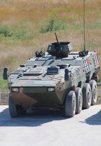 10式轮式装甲输送车(图片来源于:网络)▲红箭9发射瞬间(图片来源于