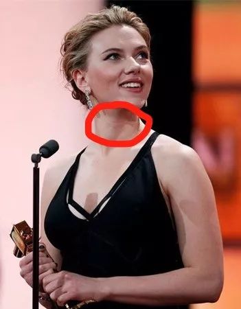 发际线还是脖子你照镜子先看哪里