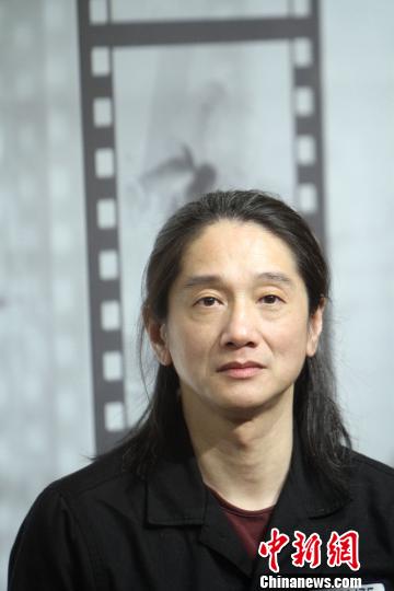 “摇滚诗人”高旗:如今才是中国摇滚的黄金时代|摇滚|高旗|中国摇滚_新浪新闻