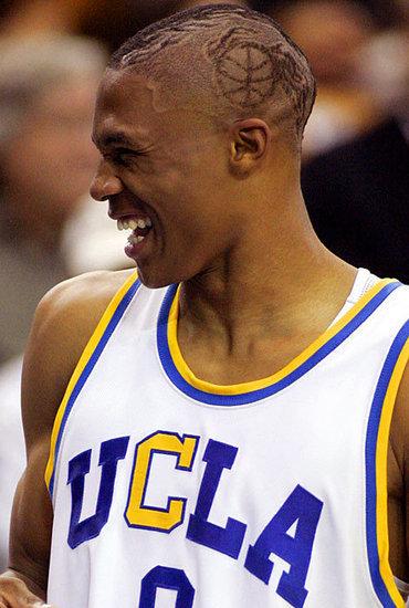 组图:威少私下生活照,大学时代发型花哨,时尚装扮参加活动