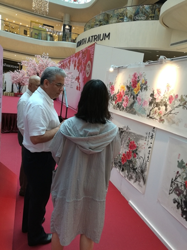 画家罗礼明第五次赴新加坡举办个展