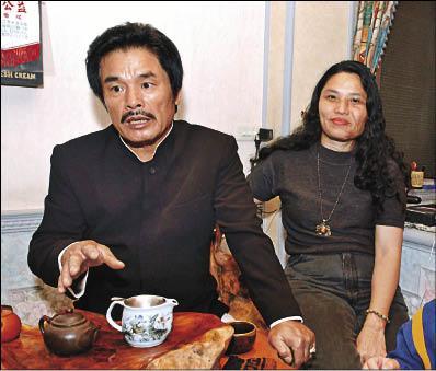 70岁男星有六个老婆却最怕过年 红包分不均宁愿开工或装病