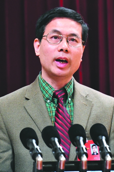 政协委员大会发言(摘要)