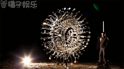 【gif】来自美国艺术家的动力学艺术雕塑~密恐患者慎入!