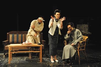 班赞 当了导演,更觉得舞台由演员掌控|班赞|十二公民|话剧_新浪娱乐