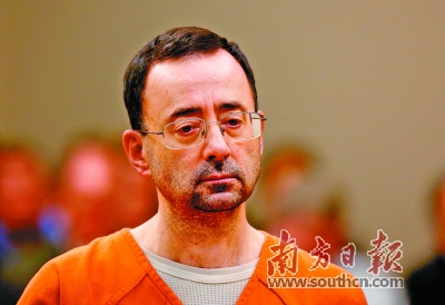 美国体操队前队医纳萨尔在听证会上.新华社发