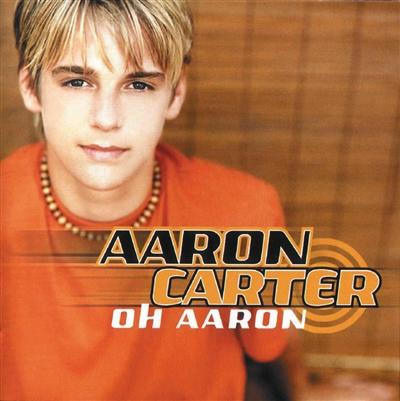 首张专辑《aaron carter》.