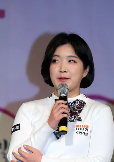 2018年2月22日17:30/19:30 韩国职业业余联赛8轮华城-青石 金政勋-李