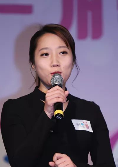 2018年2月22日17:30/19:30 韩国职业业余联赛8轮华城-青石 金政勋-李