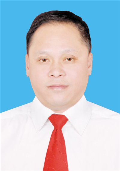 方建国 (苏川村党支部书记)