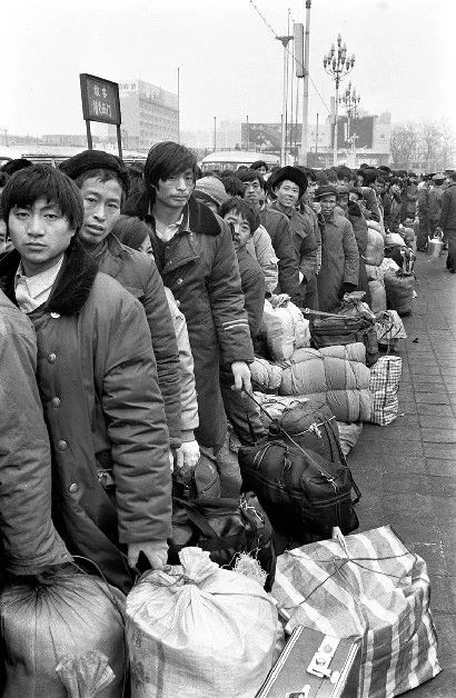 北京火车站40年光影里的春运记忆