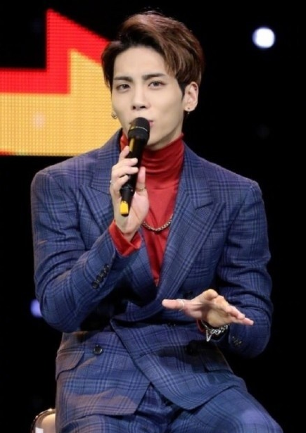 韩国组合shinee成员金钟铉疑自杀 韩媒称已死亡|金钟