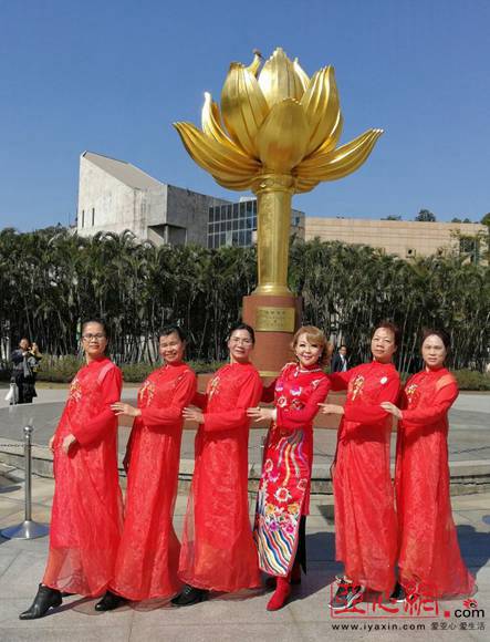 走进新时代同圆中国梦全球华人旗袍春晚盛典