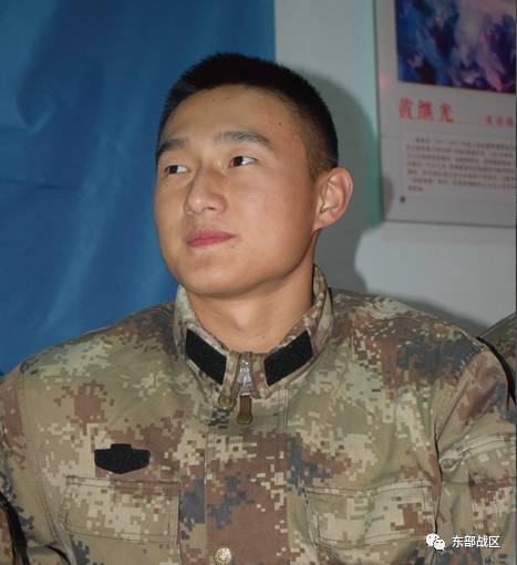 老兵高歌最后一次为战友理发军旅最后一餐策划 | 邹黎,王明,潘俊作者