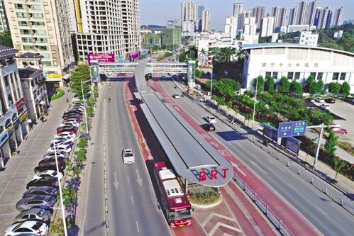 快速公交(brt)1号线运营情况良好.