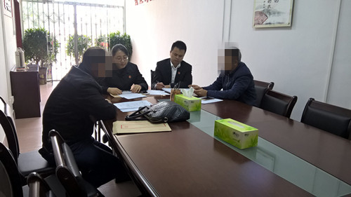 昆仑法庭成功调解一起劳务纠纷案,为36名农民工追回血汗钱