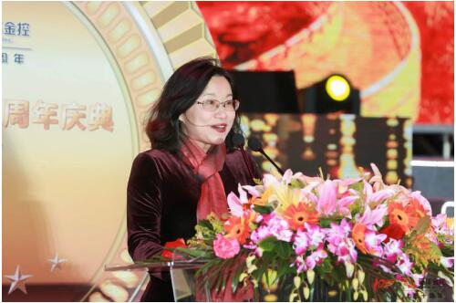 保险精英齐聚广州塔 共庆泛华上市十周年