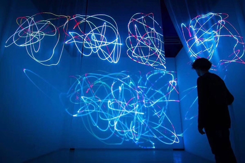 设计与科技的跨界艺术与建筑的结合超感知新媒体艺术展开展