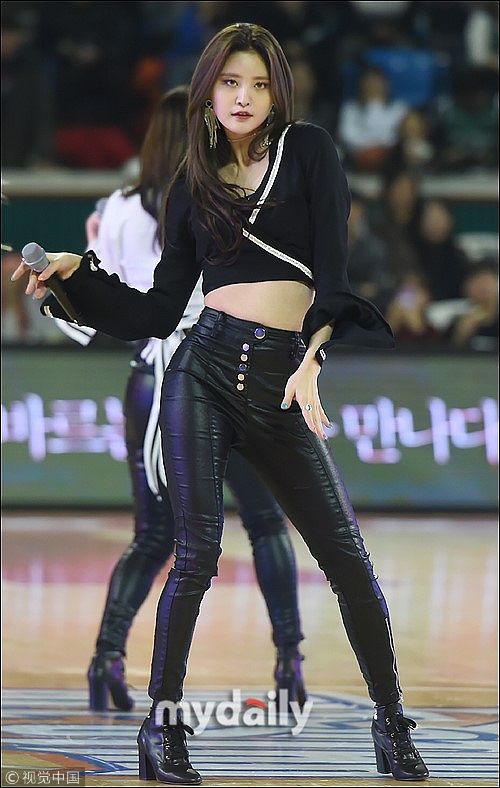 朴正花舞姿热辣. 图片来源:exid劲歌热舞. 图片来源