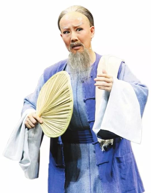 人物丨谢涛第三次剃了光头