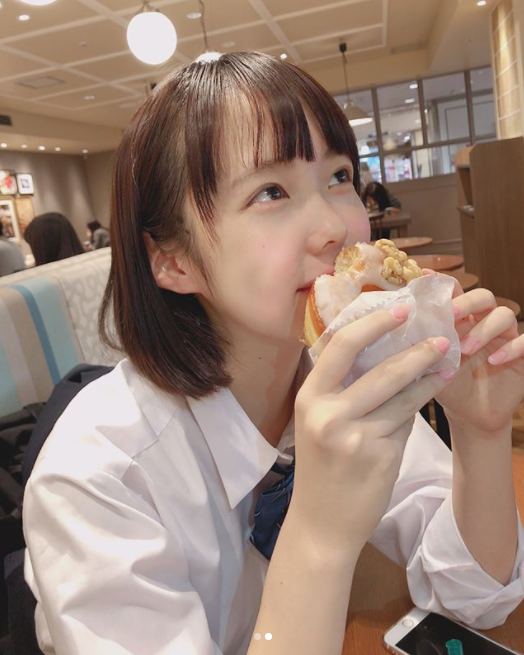 日本超可爱女高中生写真软萌妹子清新脱俗惹人怜爱