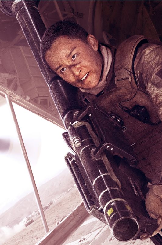 从吴京师妹到红海行动中的女蛟龙她的魅力超出性别