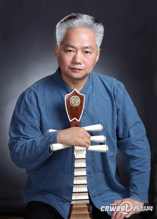 会礼乐大使,"芳华十八"时尚国乐团创始人,中国国学院国乐研究院院长