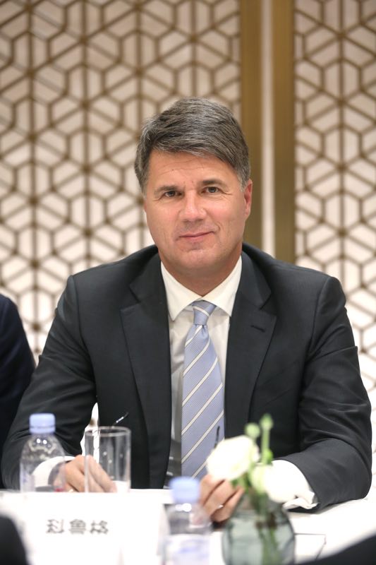 志在必得雁栖湖畔重起范儿宝马中国再出发